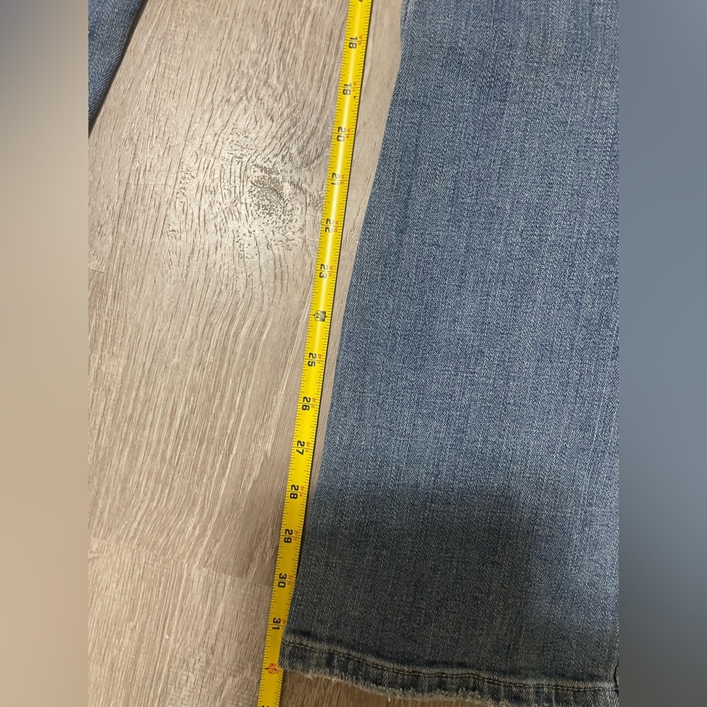 Sale! Idyllwind Blue Flare Women's Jeans - Picture 9 of 11